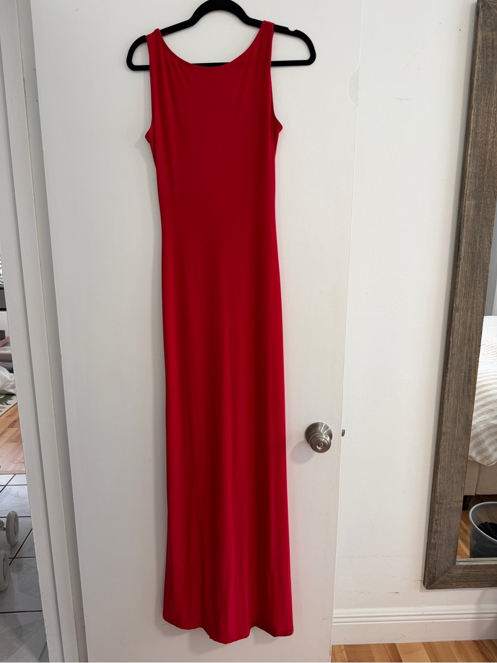 Classic Red Sleeveless Maxi Dress